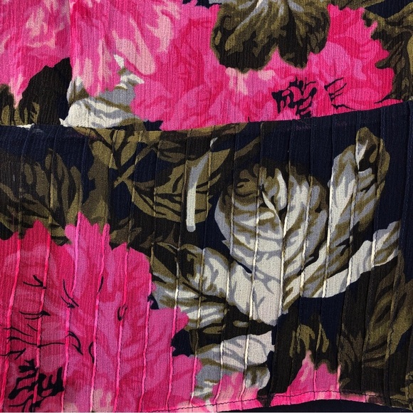 Anne Klein AK 100% Silk Black Pink Floral Long Sleeve Ruffle Button Blouse Top - Picture 6 of 8